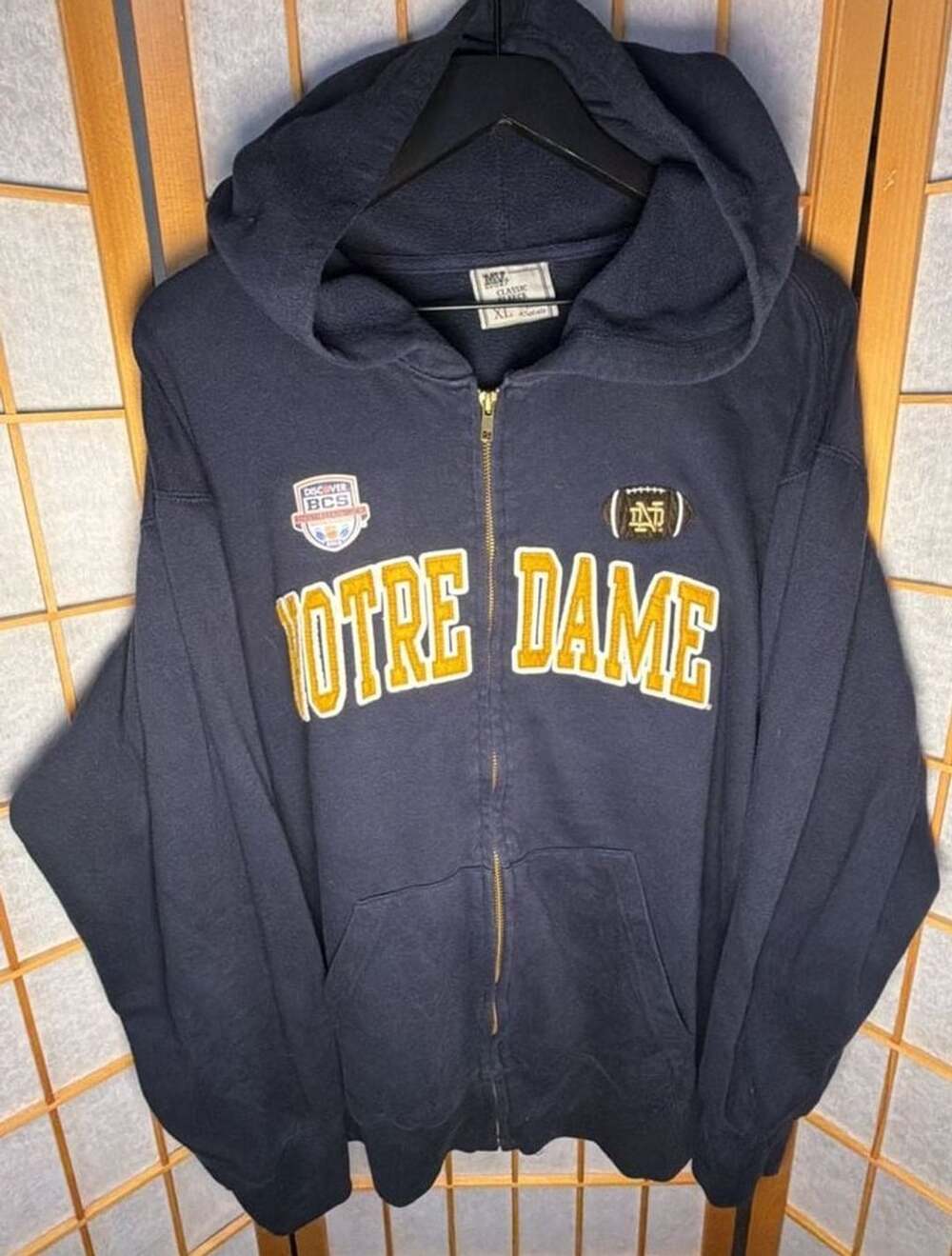 MV Sport Notre Dame Fighting Irish Zip Hoodie Size XL Navy